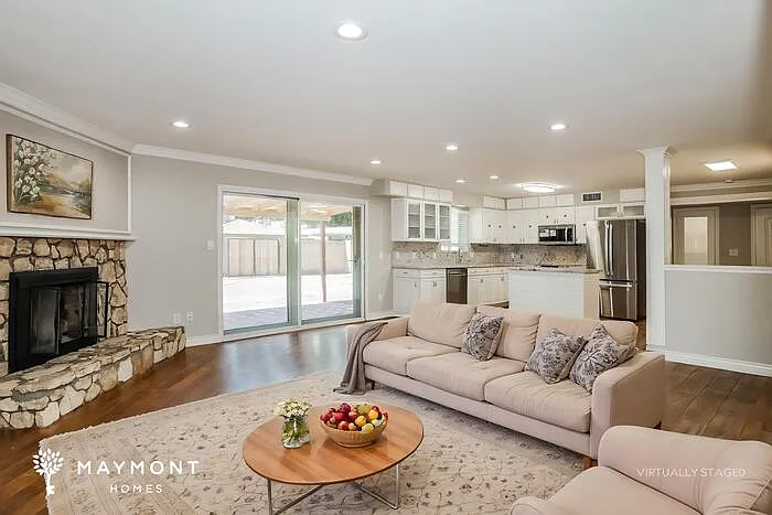 525 E Geneva Dr — Photo 4