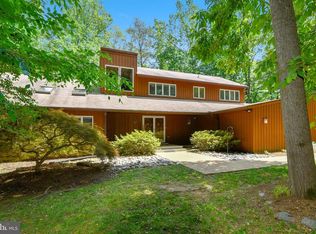 2013 Huntcliff Dr, Gambrills, MD 21054