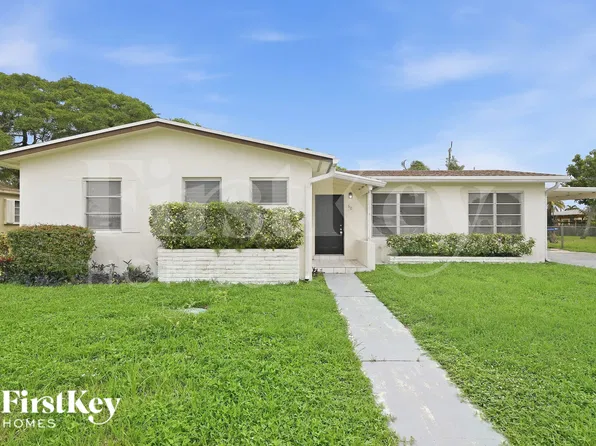 60 NW 189th Ter, Miami Gardens, FL 33169