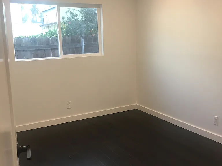 Guest bedroom