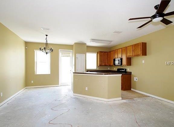 5th image of 14238 Avenue Of The Grvs