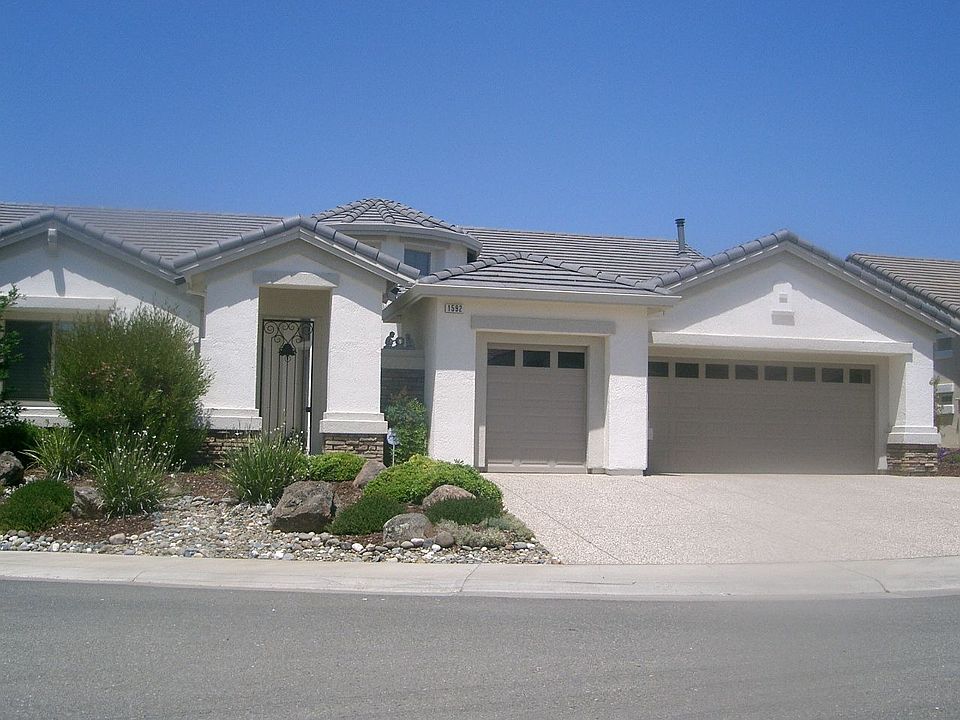 Springcrest Model with View
