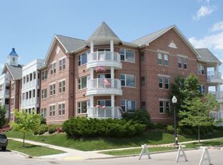 316 56th St UNIT 107, Kenosha, WI
