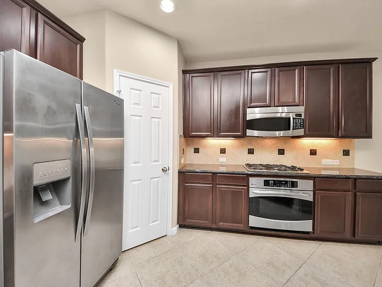 24122 Haywards Crossing Ln — Photo 25