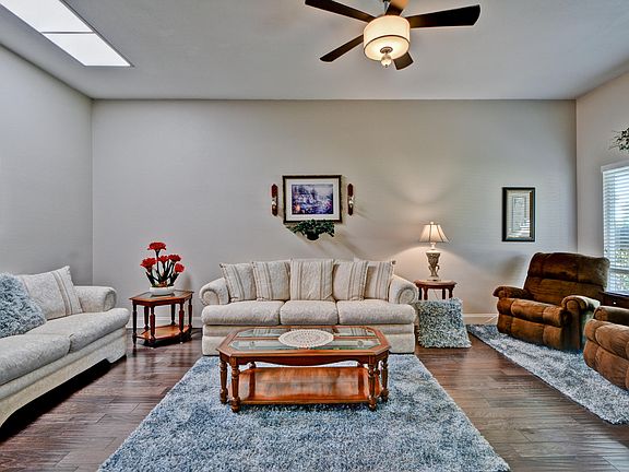 3rd image of 13443 N Emberwood Dr