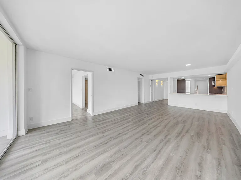 3151 S Palm Aire Dr #407 — Photo 18