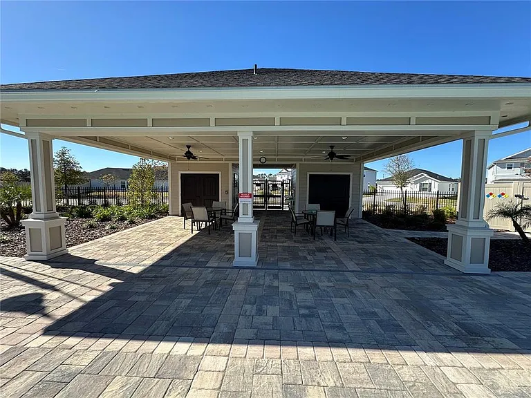 43 Waverly Ln — Photo 28