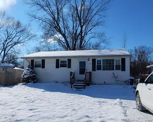 1st image of 1230 Trampe Ave