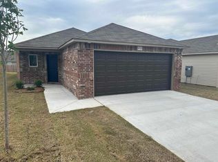 10321 Debbie Dr, North Little Rock, AR 72113
