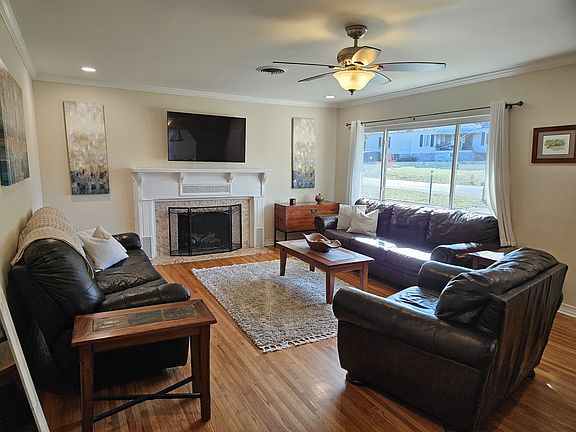 Light & airy living room