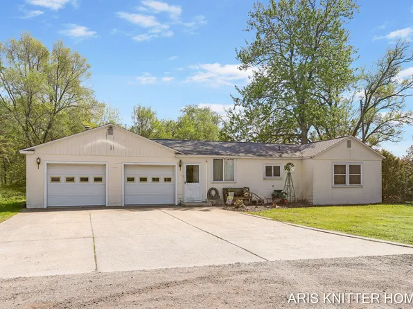 2756 Beeline Rd, Holland, MI 49424