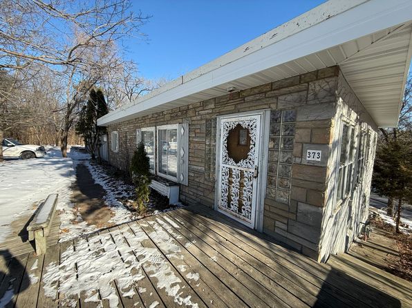 373 Arlington Ave W