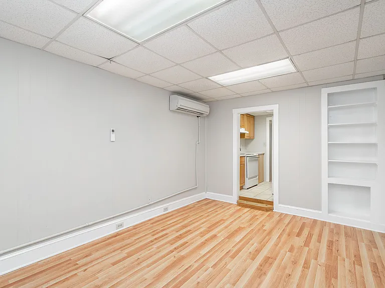 4806 Central Avenue Pike #2 — Photo 5