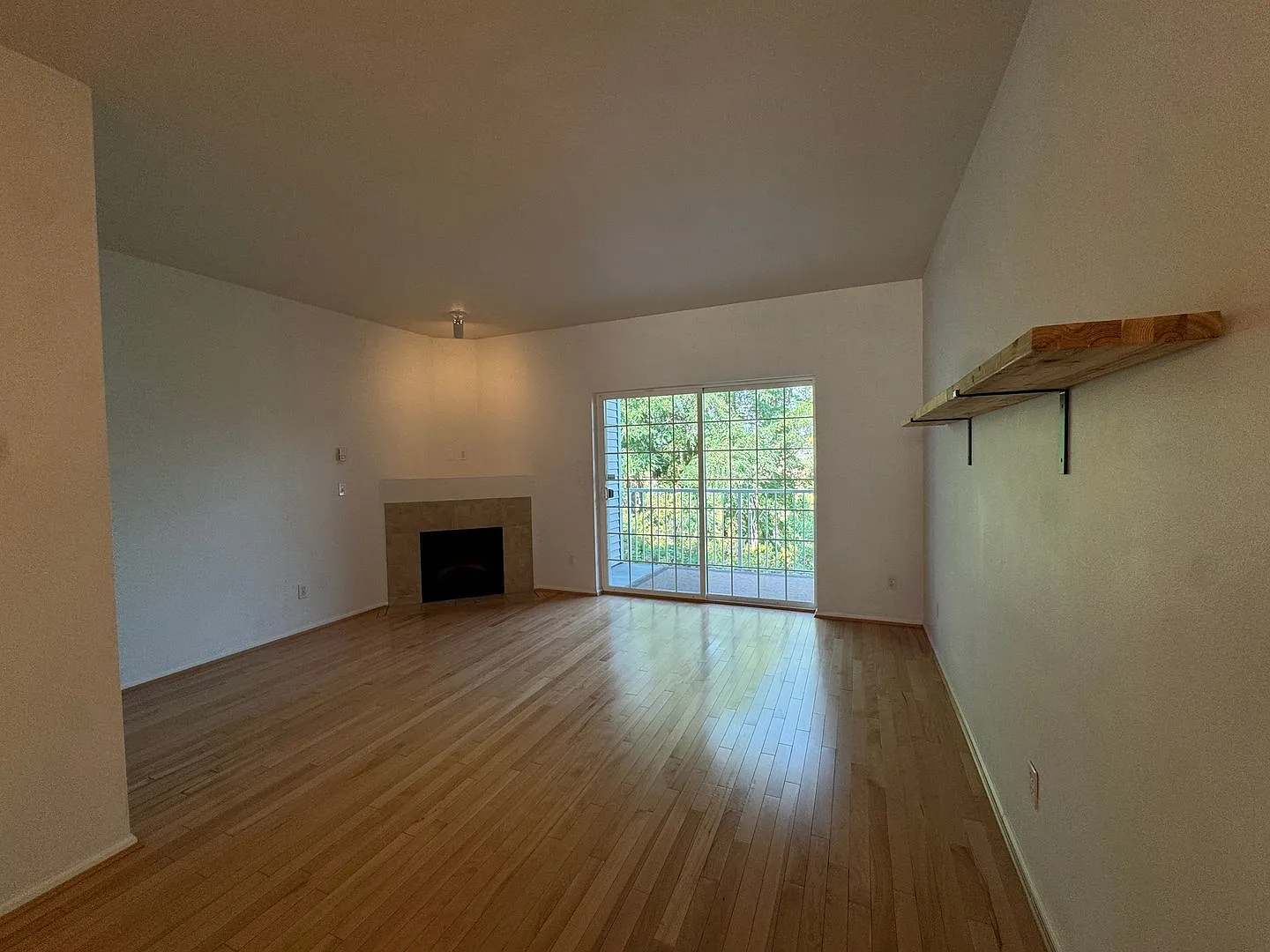 2Bd/2.5Ba Seattle Condo — Photo 2