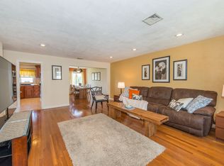 25 Morley Ln, Bloomfield, NJ 07003