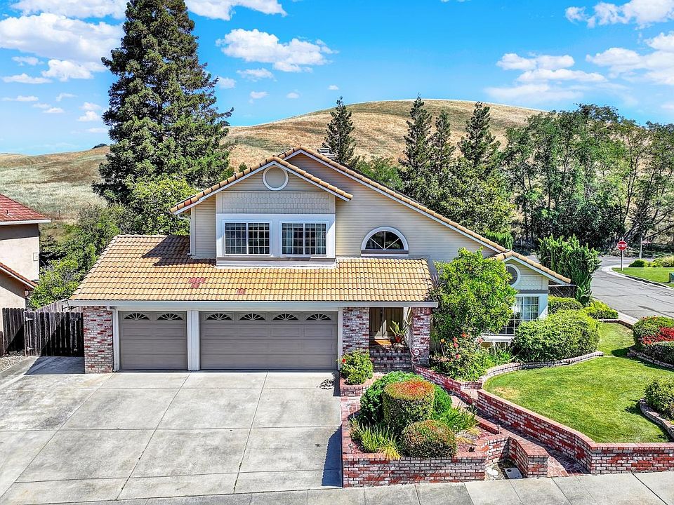 1st image of 3202 Del Monte Court