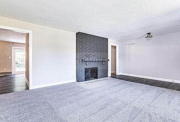 5th image of 5612 Palmer Ave