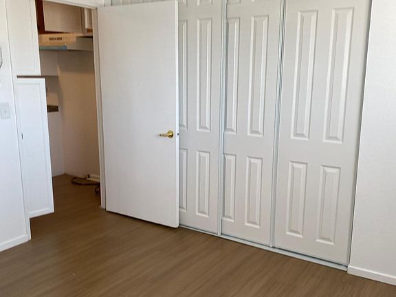 2nd image of 1485 Elder Ave #32