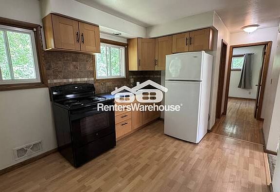 3rd image of 14510 15th Ave N