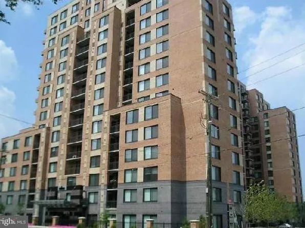 2451 Midtown Ave APT 404, Alexandria, VA 22303