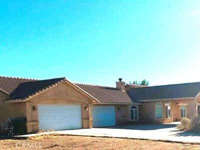 7175 Smoketree Rd, Phelan, CA, 92371