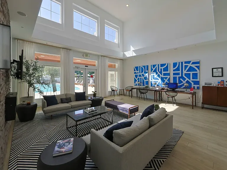 Allure at Camarillo — Photo 34