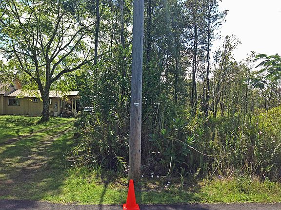 Approx left lot line