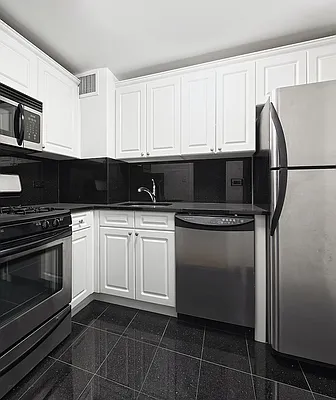 Rented by UES Management | media 6