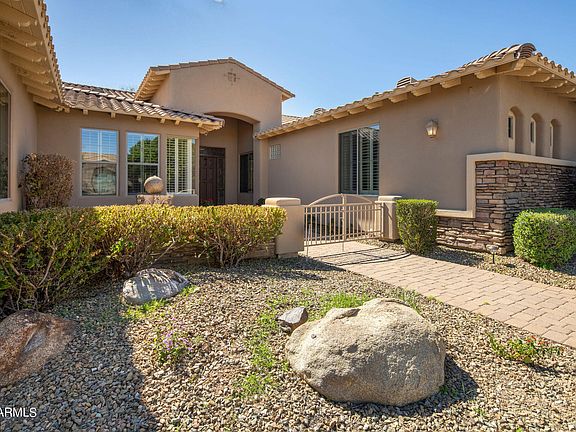 3rd image of 10895 E ONYX Court