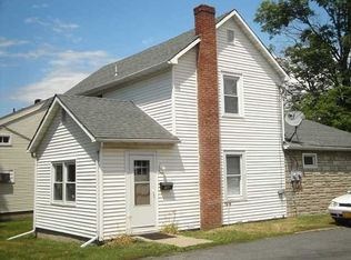 18 S Parsonage St, Rhinebeck, NY 12572