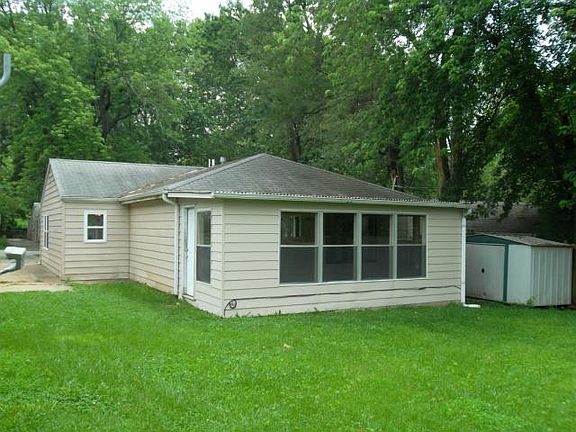 3rd image of 2638 S 49th St