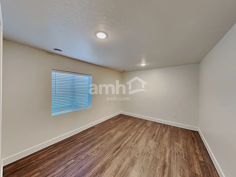 288 N Allen Ln — Photo 27