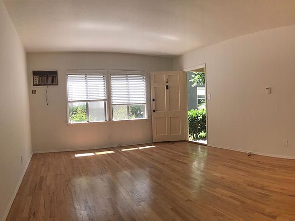 3rd image of 4116 Warner Blvd APT B