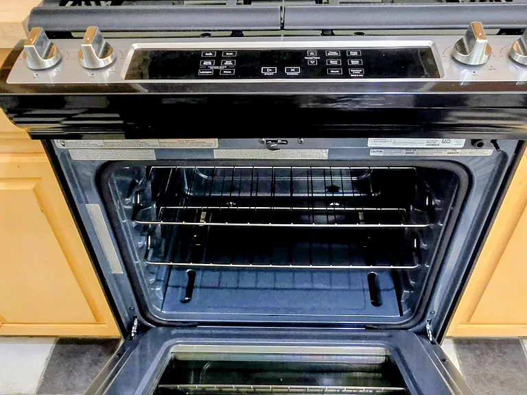 Brand new gas range