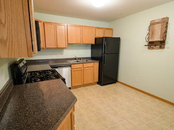 5th image of 311 55th St #A