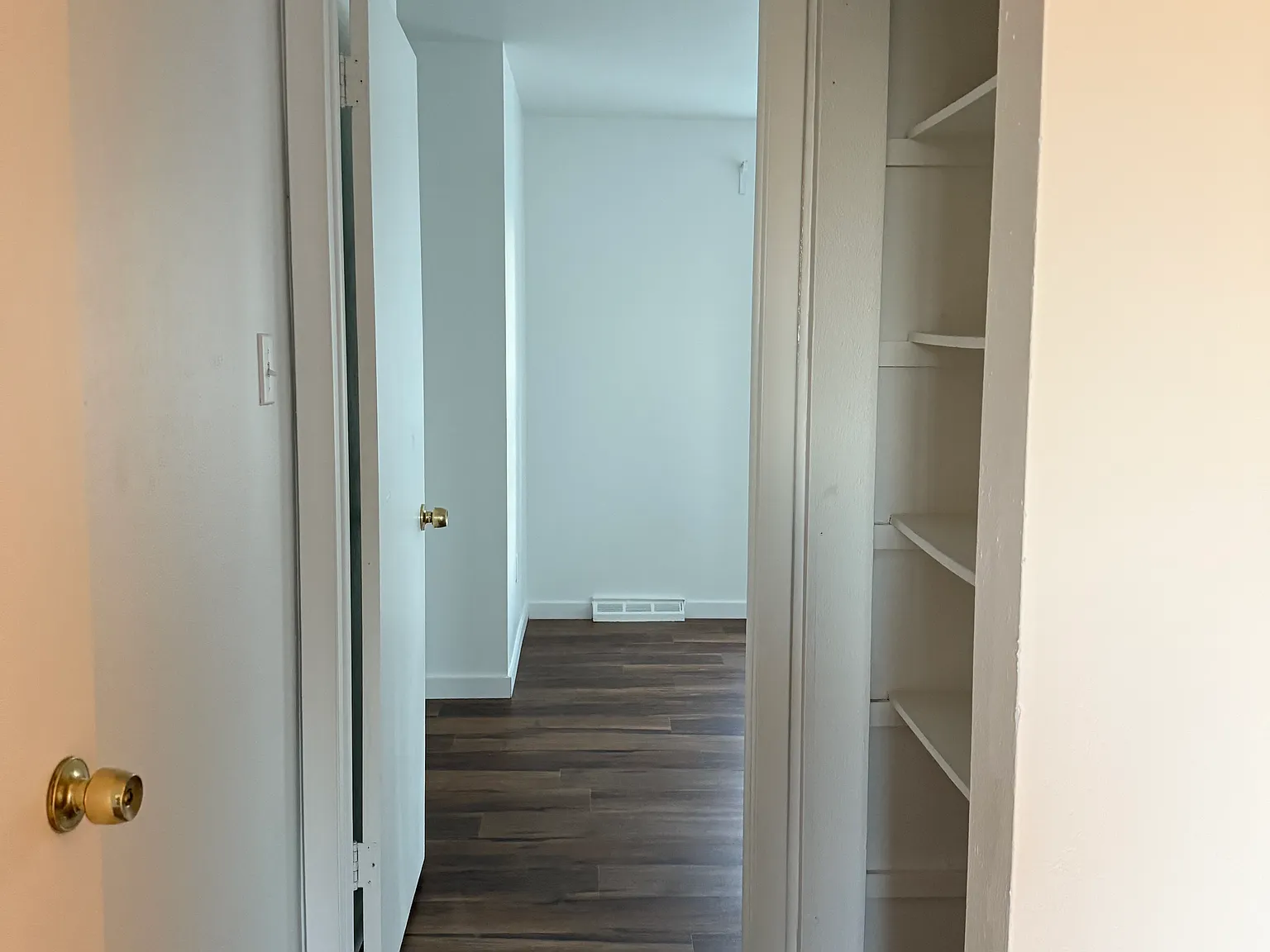 4 bed, 1340 sqft, $2,500 — Photo 4