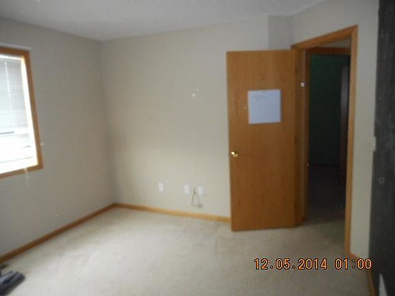 2nd image of 1393 Roosevelt St S