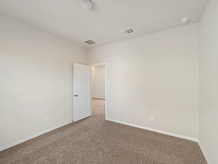 3915 Deledda Dr — Photo 18