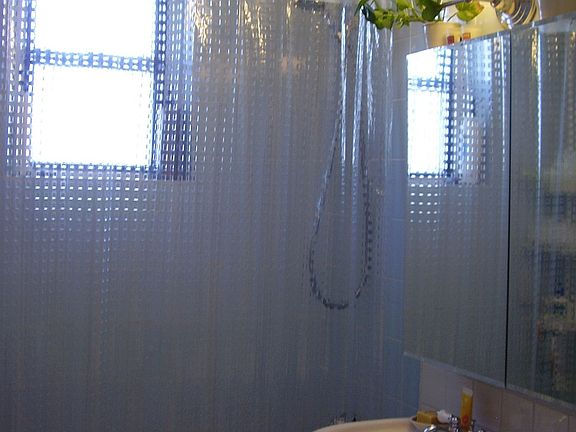Full Bath