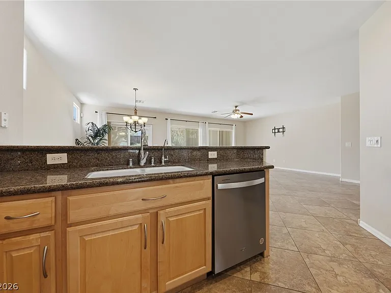 2148 Shadow Canyon Dr — Photo 15