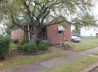 72 Anderson St, Raritan, NJ 08869