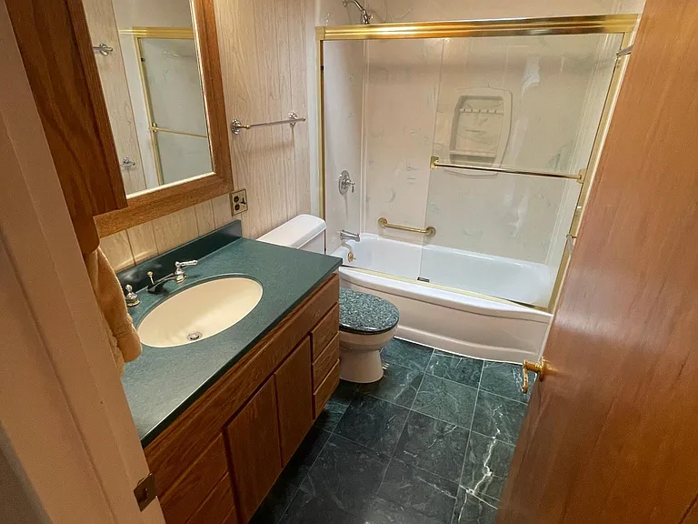 348 Glorietta Blvd — Photo 16