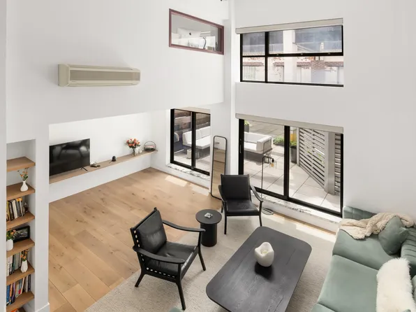 37 Bridge Street image 2 of 14