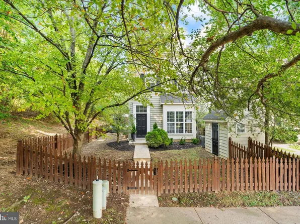 800 Estuary Dr, Odenton, MD 21113