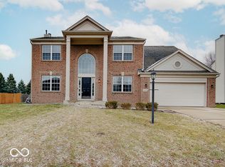11757 Ledgestone Cir, Fishers, IN 46037