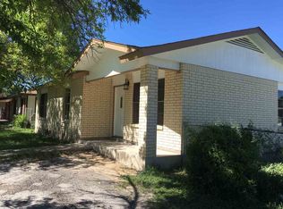 901 Avenue R, Del Rio, TX 78840