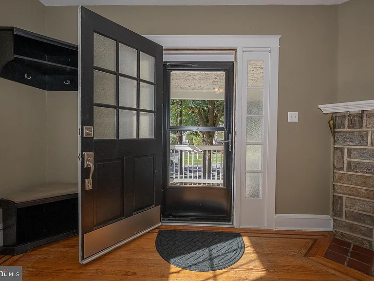 17 E Turnbull Ave — Photo 6