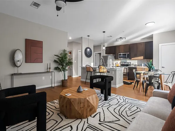 2505 Thornton Rd #2208, Austin, TX 78704