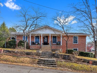 110 W End Ave, Centerville, TN, 37033