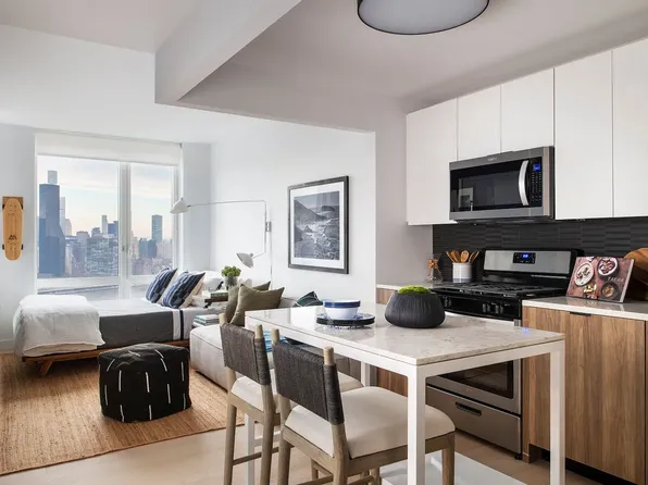 1-15 57th Ave, Long Island City, NY